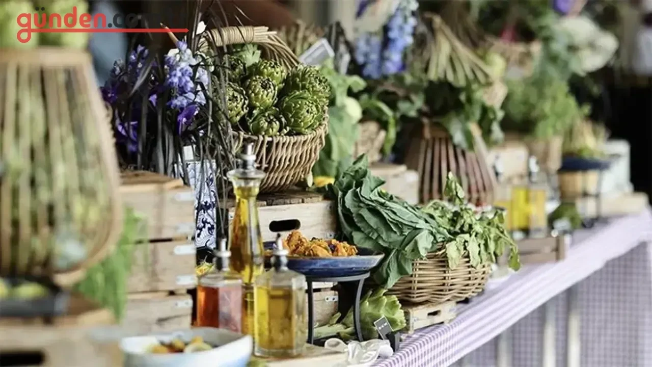 Alaçatı Ot Festivali İçin Sayım Başladı! Yılın Lezzeti: Kaya Koruğu!